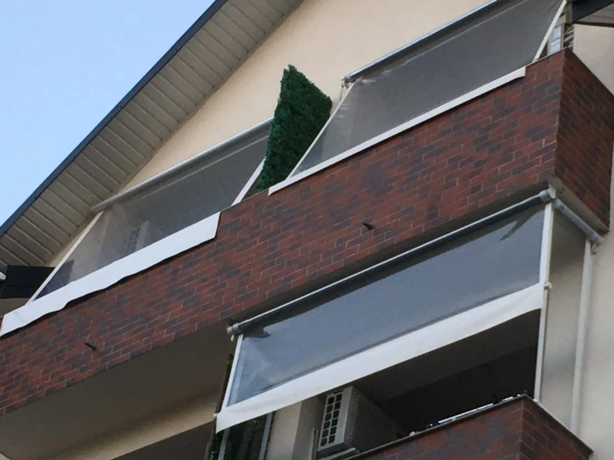 Rulouri transparete — Rulouri transparente