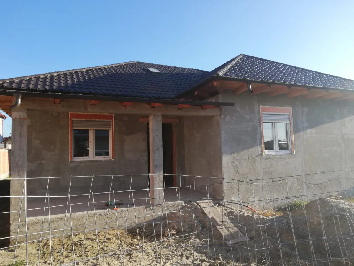 Rulouri Exterior aluminiu — Rulouri aluminiu