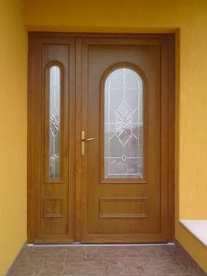 Modele usi pvc — Tamplarie pvc
