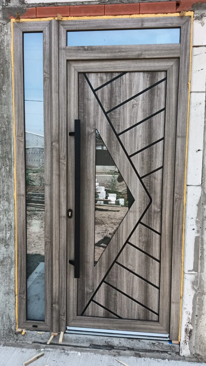 Modele usi pvc — Tamplarie pvc