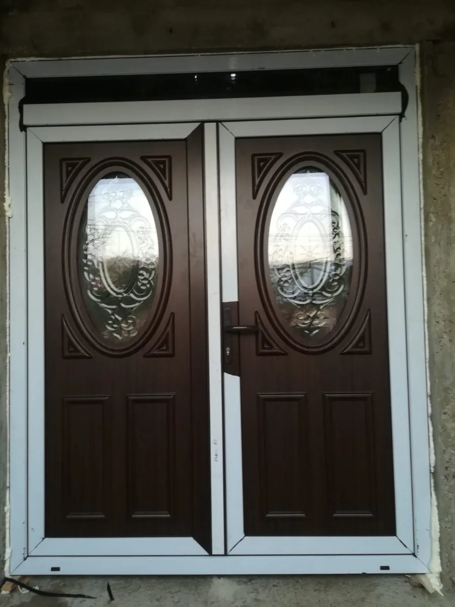 Modele usi pvc — Tamplarie pvc