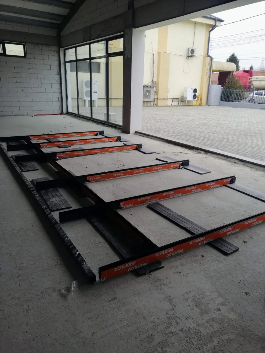 Tamplarie de aluminiu — Tamplarie de aluminiu