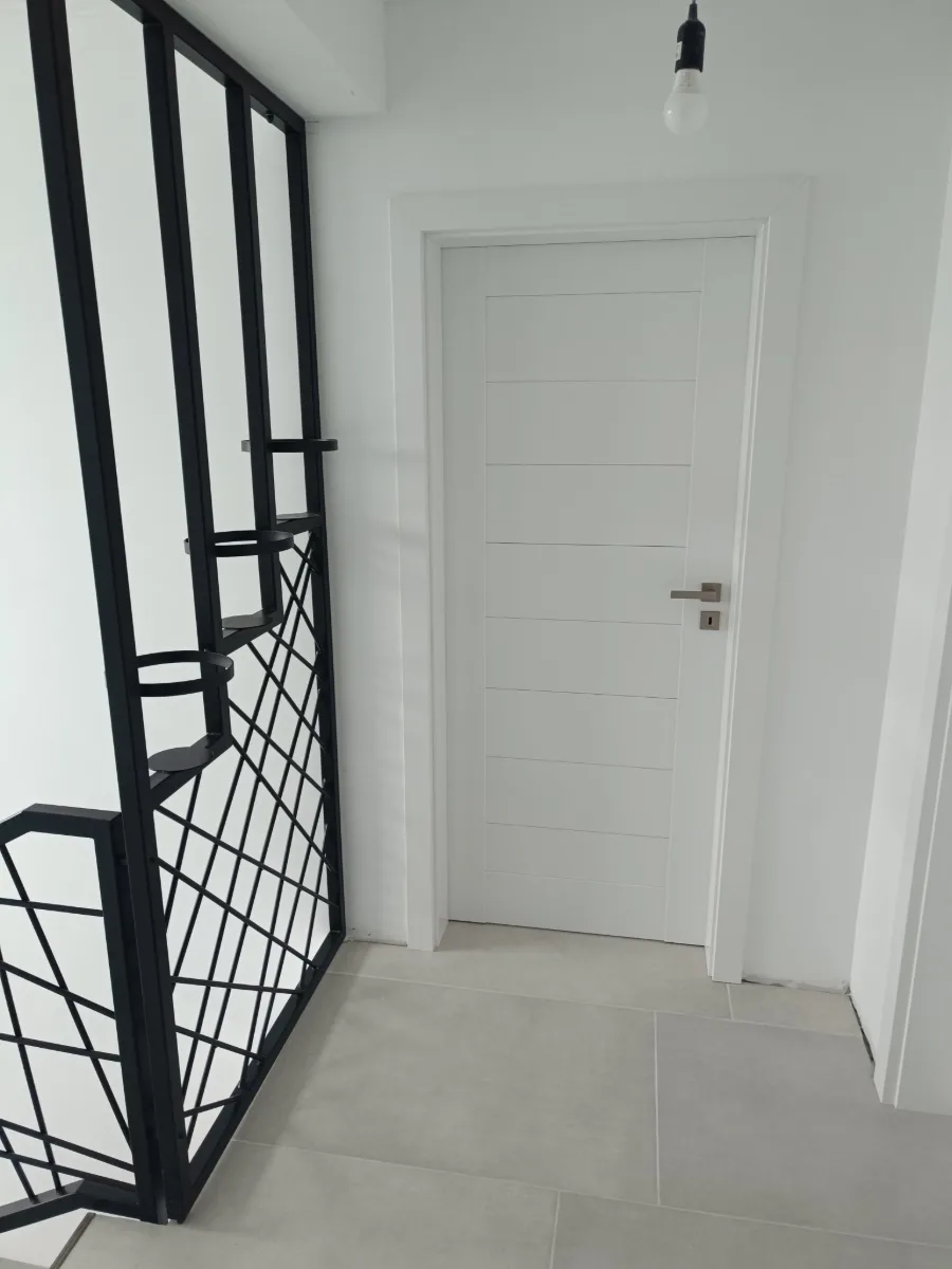 Usi interior albe — Usi interior