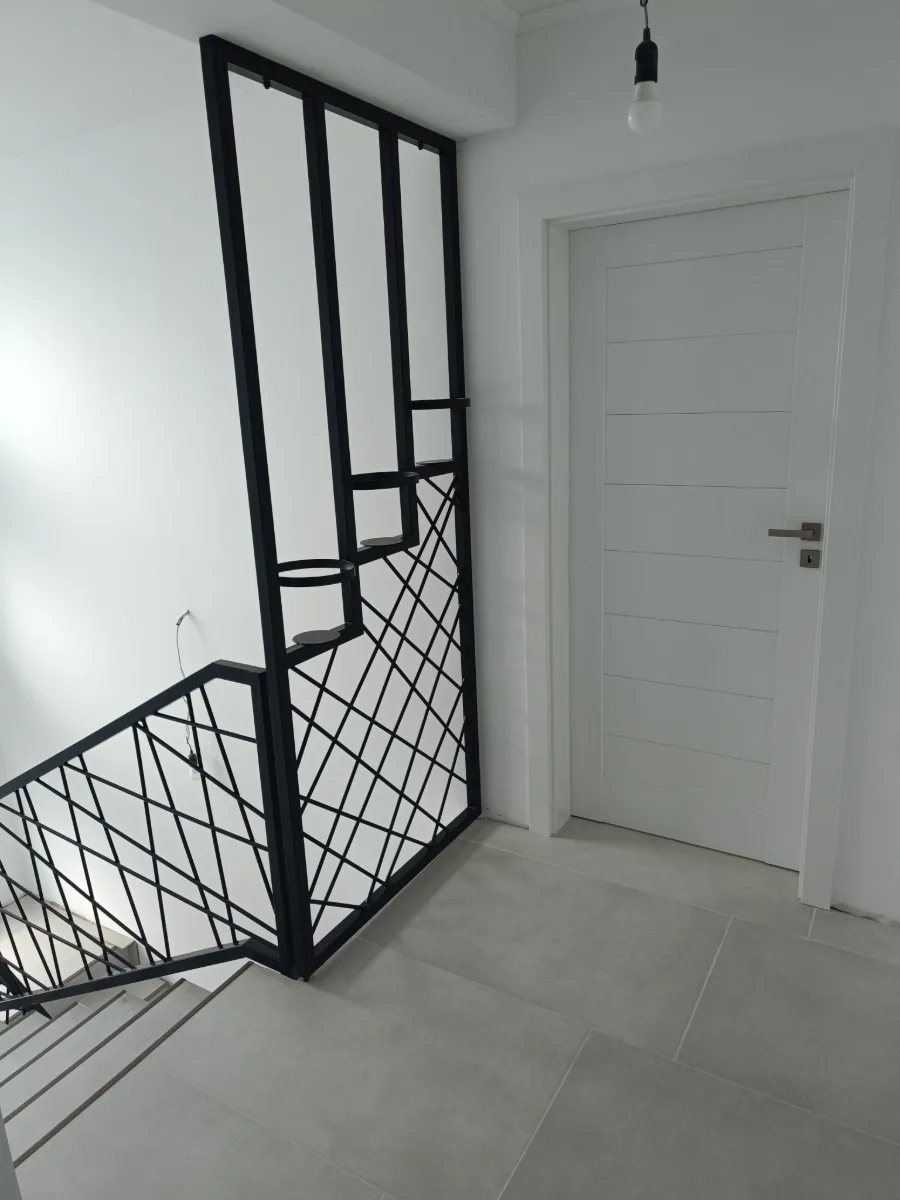 Usi interior albe — Usi interior