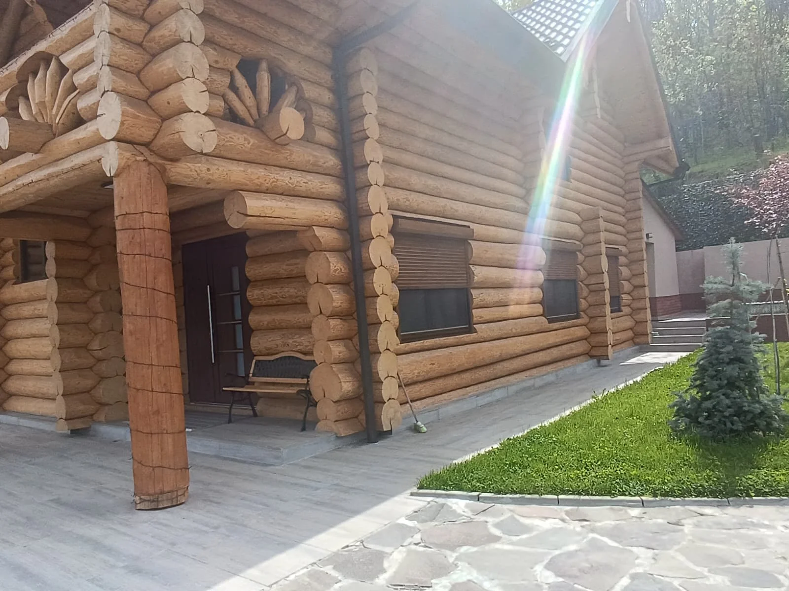 Montaj rulouri exterioare casa din lemn — Rulouri aluminiu — Motoșeni